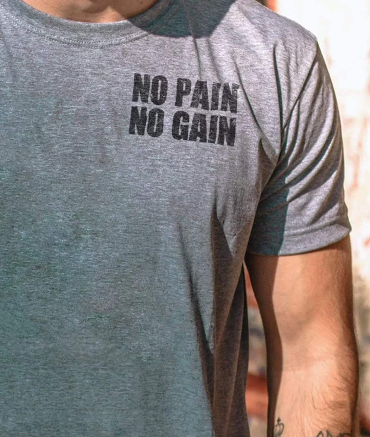 Men'S Ridiculously Soft Lightweight Graphic Tee | No Pain No Gain | Nayked Apparel Fashion