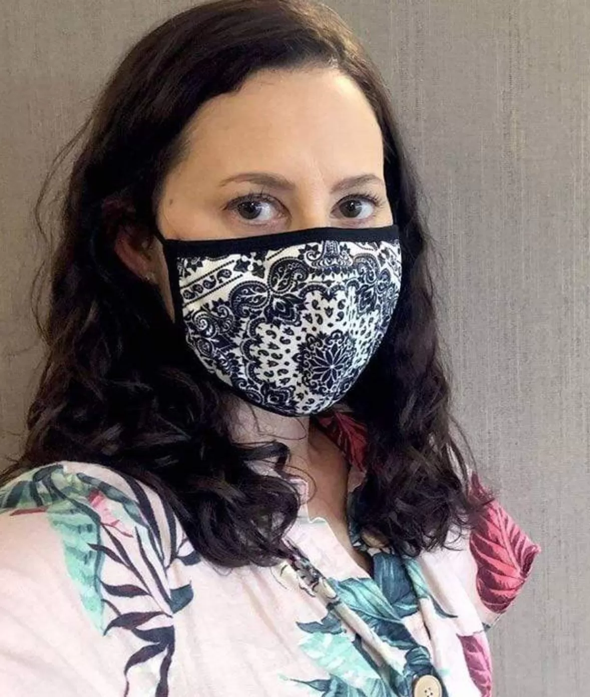 Women'S Ridiculously Soft Bandana Print 2-Layer Face Mask With Adjustable Ear Loops | Nayked Apparel Best